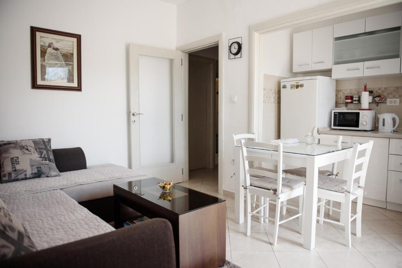 Cozy 2Br Apartment, 3 Min To The Old Town Kotor Extérieur photo